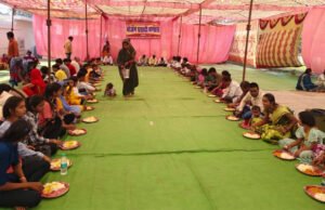 राजीव लोचन मंदिर में भोग भंडारा, पहले ही दिन 2500 श्रद्धालुओं ने ग्रहण किया प्रसाद