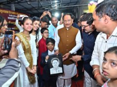 मुख्यमंत्री श्री विष्णुदेव साय को मिलीं जन-जन की शुभकामनाएं, जन्मदिन पर मुख्यमंत्री निवास बना उल्लास का केंद्र