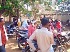 गलत बिजली कनेक्शन से ग्राम खैरवाही के घरों में मची तबाही, लाखों के उपकरण जलकर हुए खाक