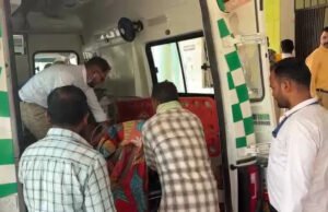 कैंसर पीड़ित महिला को जिला अस्पताल में कराया गया भर्ती, कलेक्टर ने बेहतर उपचार के दिए निर्देश