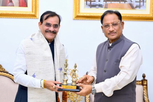 मुख्यमंत्री से सांसद श्री विष्णु दत्त शर्मा ने की सौजन्य मुलाकात