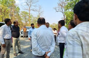 सड़क-पुल निर्माण में लापरवाही बर्दाश्त नहीं, नरहरपुर कॉलेज भवन के ठेकेदार को नोटिस जारी करने के निर्देश
