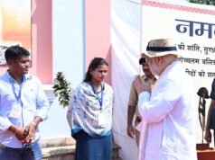 केंद्रीय गृहमंत्री श्री अमित शाह ने अमर वाटिका में शहीदों को दी श्रद्धांजलि, परिजनों से की आत्मीय मुलाकात