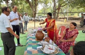 सुशासन तिहार में बस्तर के पारंपरिक स्वाद की धूम