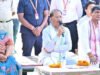 मुख्यमंत्री श्री विष्णु देव साय ने बरगद के पेड़ के नीचे लगाई चौपाल, सुनी ग्रामीणों की समस्याएं