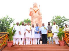 मातृशक्ति एवं प्रकृति के प्रति श्रद्धा का अनुपम संगम : मुख्यमंत्री श्री विष्णु देव साय ने “राम वाटिका” में किया रुद्राक्ष का पौधारोपण