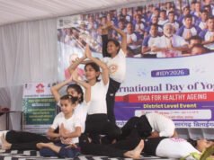 छत्तीसगढ़ महतारी और भगवान धनवंतरि की वंदना से सारंगढ़ में योग दिवस का शंखनाद