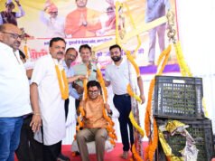 जन्मदिवस पर मौसमी फलों और लड्डू से तौले गए वित्त मंत्री श्री ओपी चौधरी