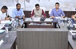 राजस्व मामलों में देरी बर्दाश्त नहीं, समय पर निपटाएं नामांतरण और बंटवारा’-मंत्री श्री टंक राम वर्मा