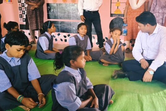 शिक्षा की मुख्यधारा से जुड़ेंगे 1200 बच्चे: तीन महीने के ‘ब्रिज कोर्स’ से तय होगी कक्षा