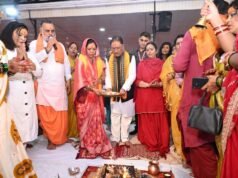 मुख्यमंत्री श्री विष्णुदेव साय ने पवित्र श्रावण मास में अपने निवास में किया रुद्राभिषेक