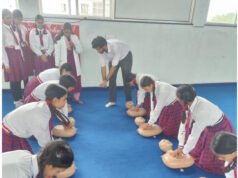 AIIMS रायपुर एवं अग्रवाल हेल्थ ऑर्गेनाइजेशन के संयुक्त तत्वावधान में माँ भारती विद्यालय में 125 विद्यार्थियों को दिया गया CPR प्रशिक्षण