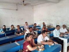 कन्या प्राथमिक शाला में हुआ नेवता भोज, एल्डरमैन अनिल सिंघानिया हुए सम्मिलित