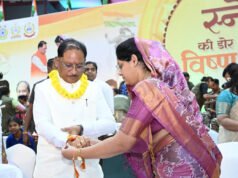 “मेरी सगी बहन नहीं… आज माधुरी जी ने वह कमी पूरी कर दी” : राखी बंधवाकर भावुक हुए मुख्यमंत्री श्री साय