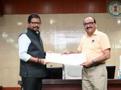 मुख्य सचिव ने ई-ऑफिस एवं समयबद्ध उपस्थिति में उत्कृष्ट प्रदर्शन के लिए अधिकारी कर्मचारी को किया सम्मानित
