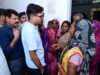 बाढ़ की मुश्किल घड़ी में अपनों के बीच पहुंचे वित्त मंत्री श्री ओ.पी. चौधरी