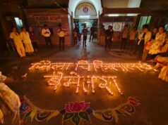 जिला चिकित्सालय बेमेतरा में 501 दीप प्रज्वलित कर प्रधानमंत्री श्री नरेंद्र मोदी जी के दीर्घायु होने की कामना की गई