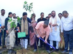 गृह निर्माण मंडल की आवासीय योजनाओं में चलेगा ‘एक पेड़ माँ के नाम’ अभियान