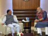 छत्तीसगढ़ में टेक्सटाइल उद्योग को बढ़ावा देने पर CM साय की केंद्रीय मंत्री गिरिराज सिंह से मुलाकात