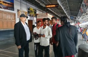 दक्षिण पूर्व मध्य रेलवे, रायपुर मंडल में दुर्ग स्टेशन पर किलाबंदी टिकट चेकिंग (Fortress check) के दौरान कुल 246 मामलों से 1,59,870 रुपए राजस्व प्राप्त हुआ