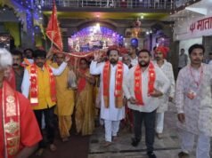 माता कालिका परिवार की भव्य चुनरी यात्रा में उमड़ा आस्था का जनसैलाब