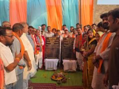 सांसद विजय बघेल एवं विधायक ईश्वर साहू ने किया सड़क निर्माण कार्यों का भूमि पूजन
