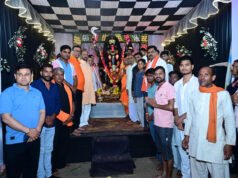 नवरात्रि पर उप मुख्यमंत्री श्री विजय शर्मा ने पिपरिया में विभिन्न दुर्गा उत्सव समितियों के पंडालों में पहुंचकर की पूजा-अर्चना